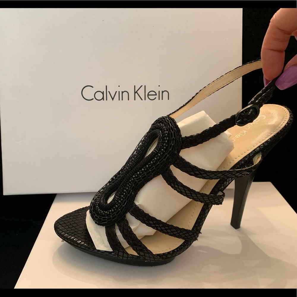 CALVIN KLEIN Perla Classic Python Print Size 10M